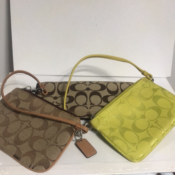 Coach hand held 3 for the price of one new never used no tags - Picture 8 of 8